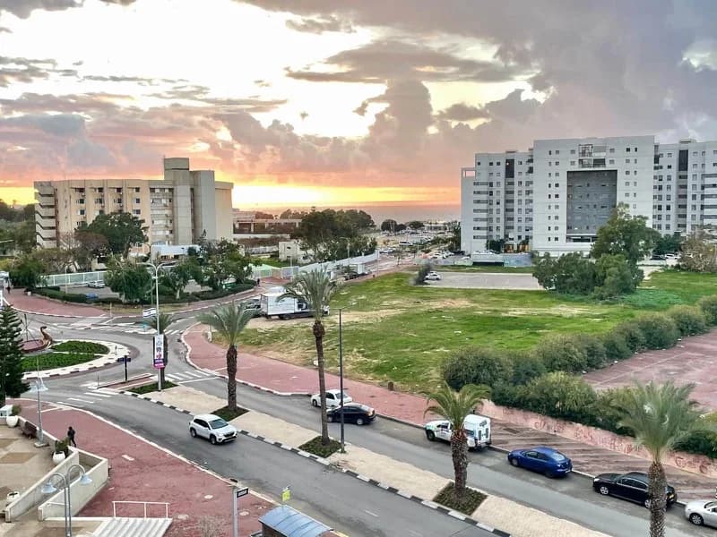 דירת 3 חדרים להשכרה ברח' הטייסים