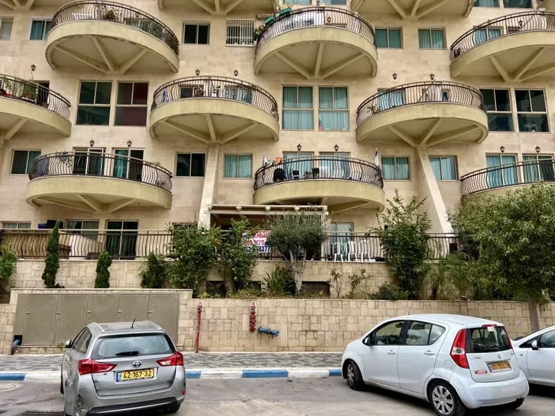 דירת גן סטודיו ברח' יפה נוף