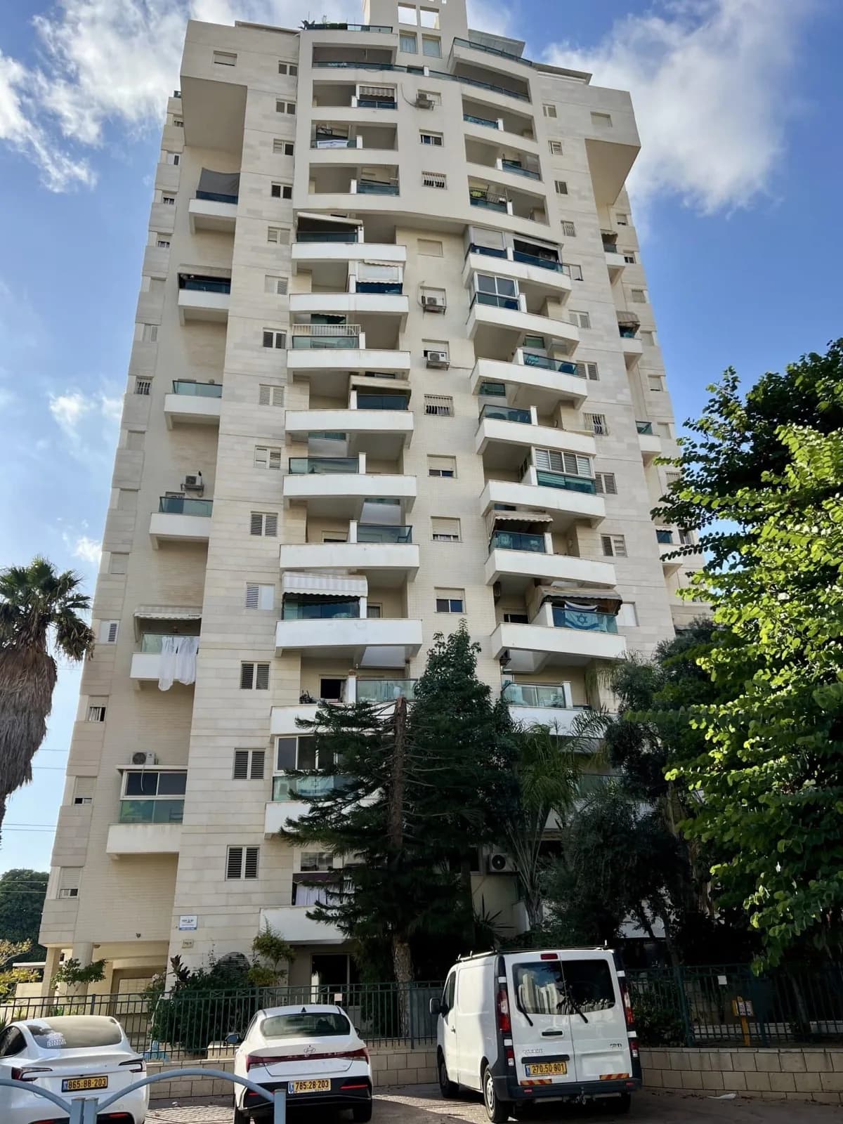 דירת 3 חדרים ברח' מגידו