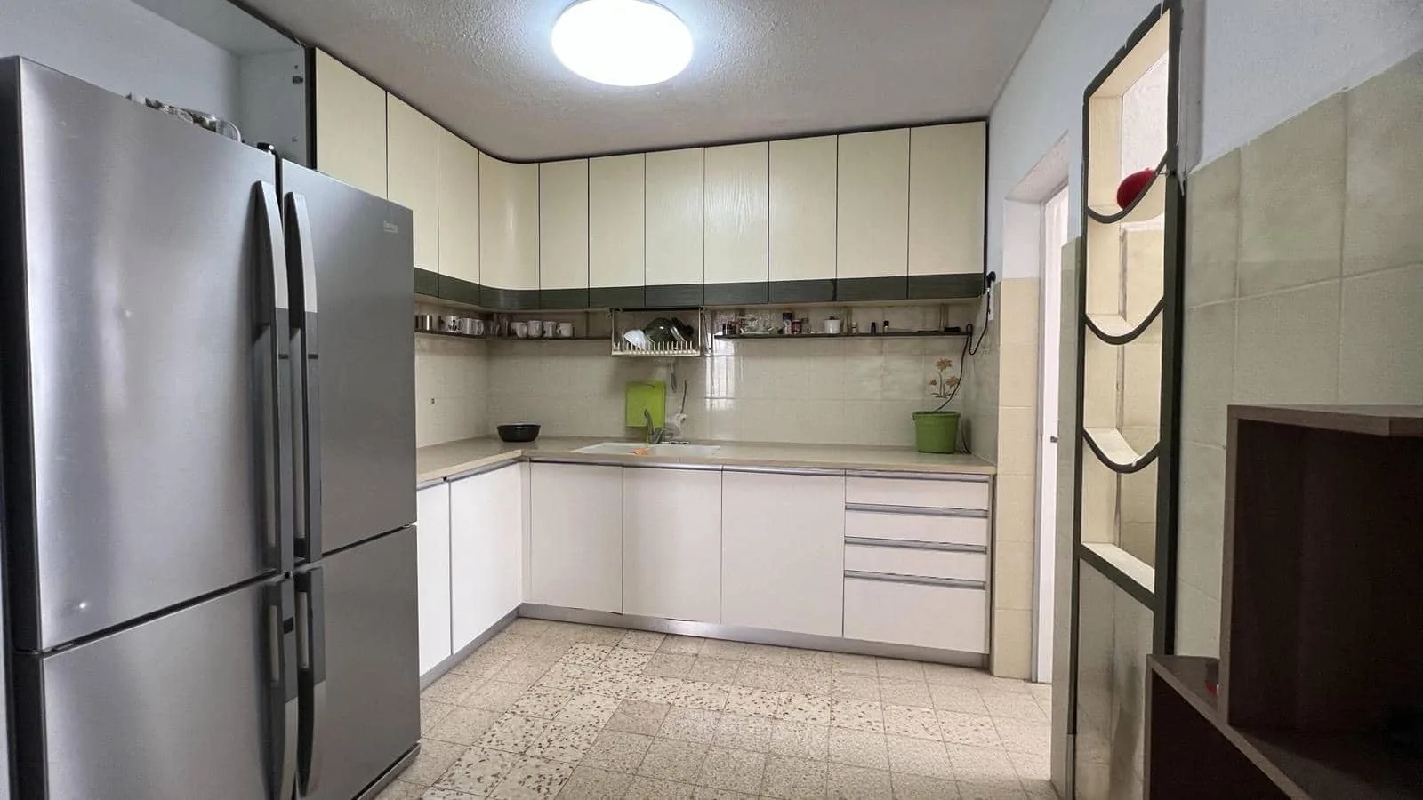 דירת 3.5 חדרים ברח' ש"י עגנון